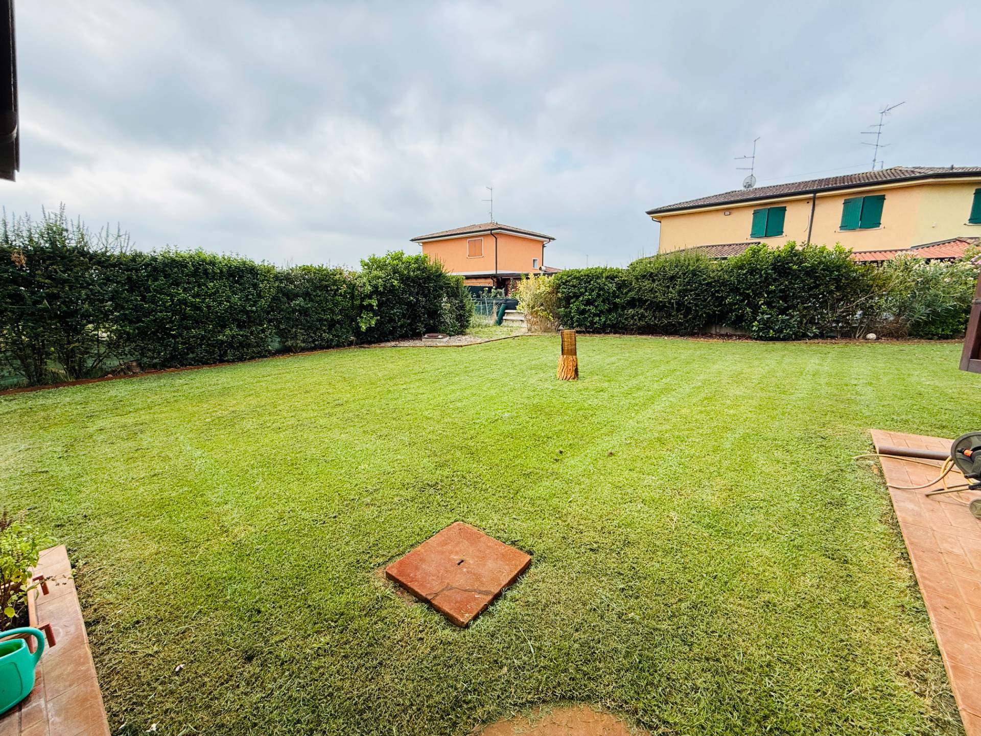 Villa di Testa in vendita a Poggio Rusco