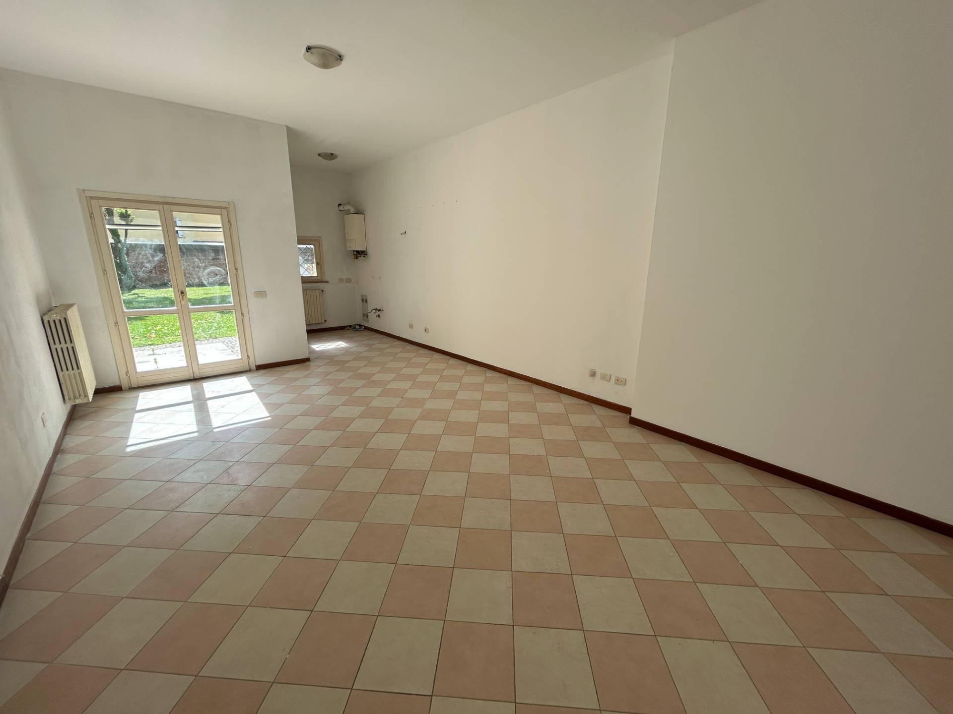 Appartamento al Piano Terra in vendita a Mirandola