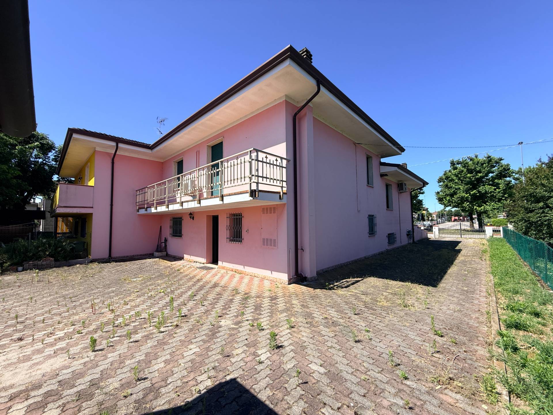 Villa Bifamiliare in vendita a Magnacavallo