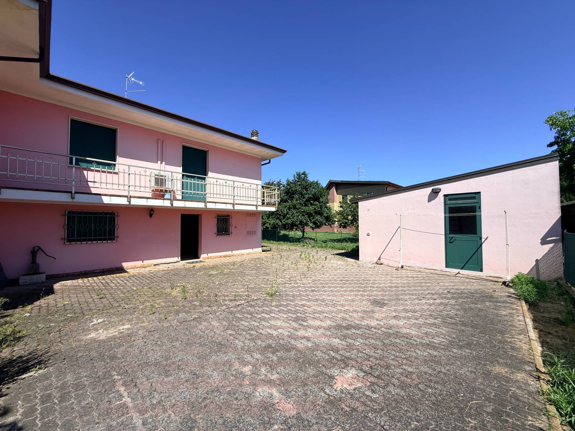 Villa Bifamiliare in vendita a Magnacavallo