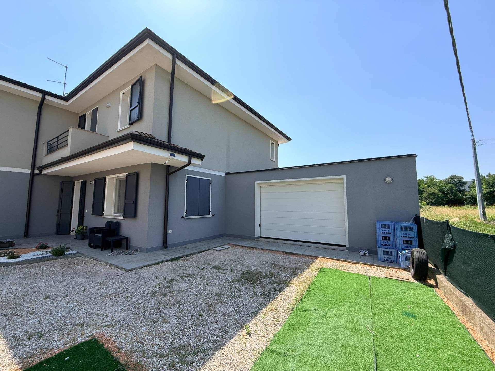 Villa Bifamiliare in vendita a Borgo Mantovano
