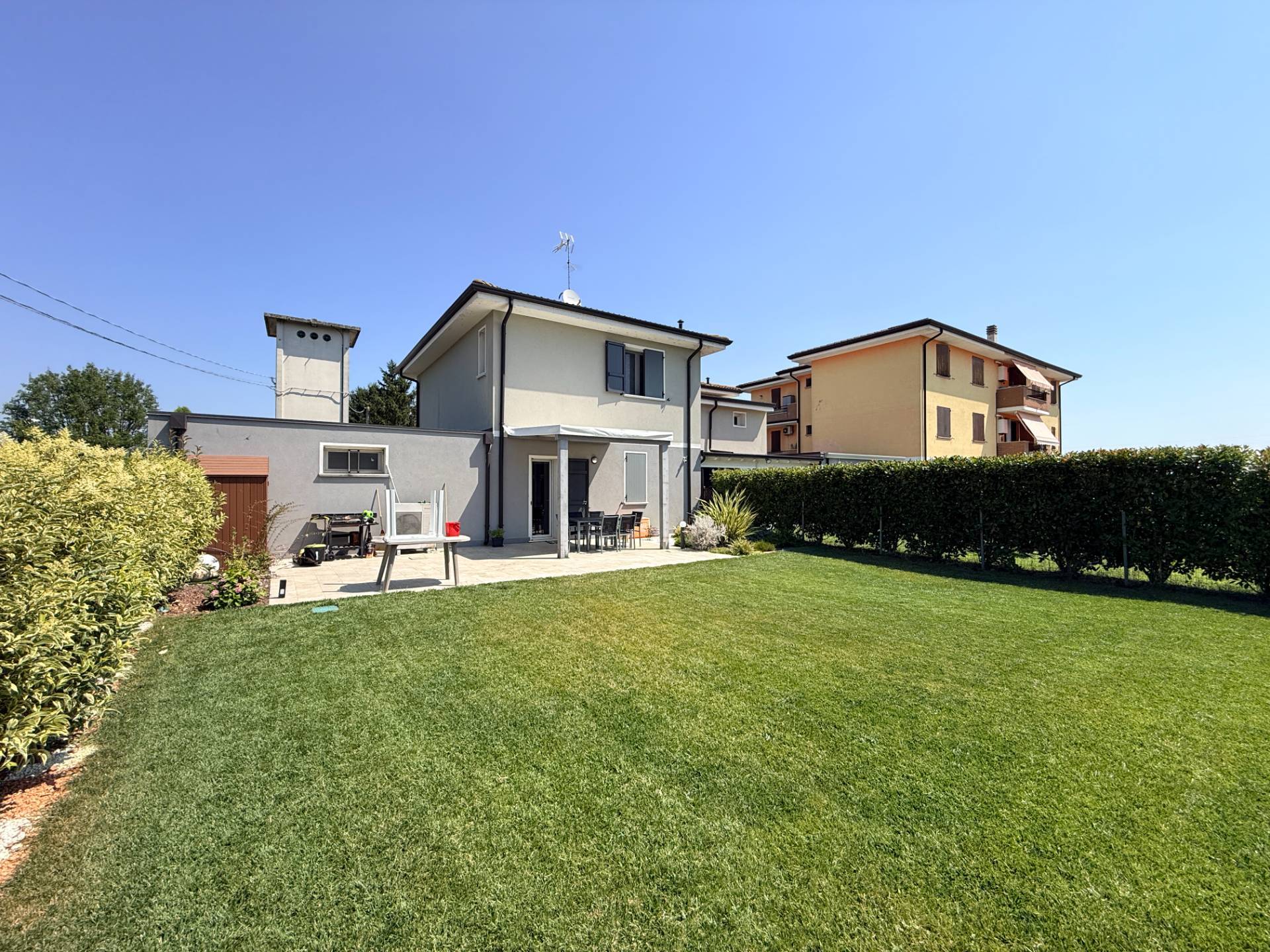 Villa Bifamiliare in vendita a Borgo Mantovano