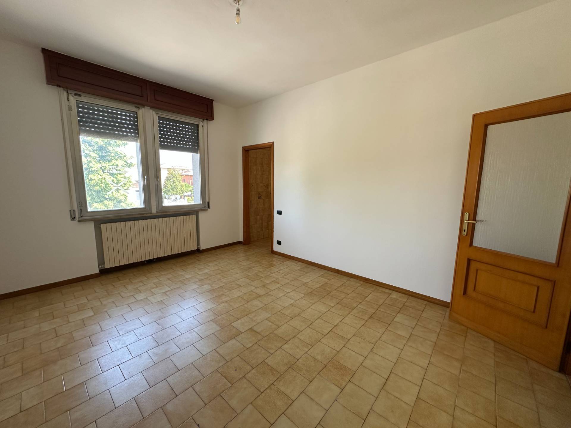 Appartamento con ingresso Indipendente e Terrazzo in vendita a Mirandola