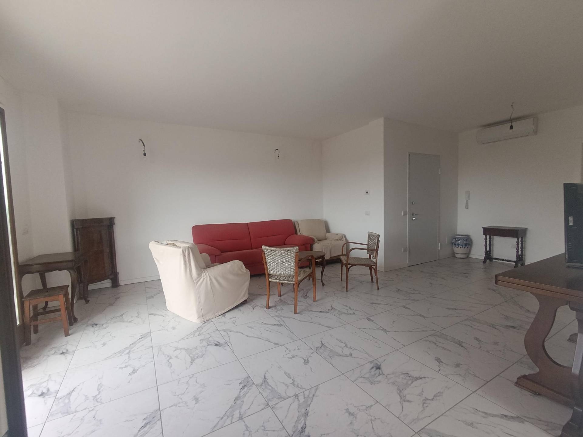 Attico con Terrazzo in affitto a Mirandola