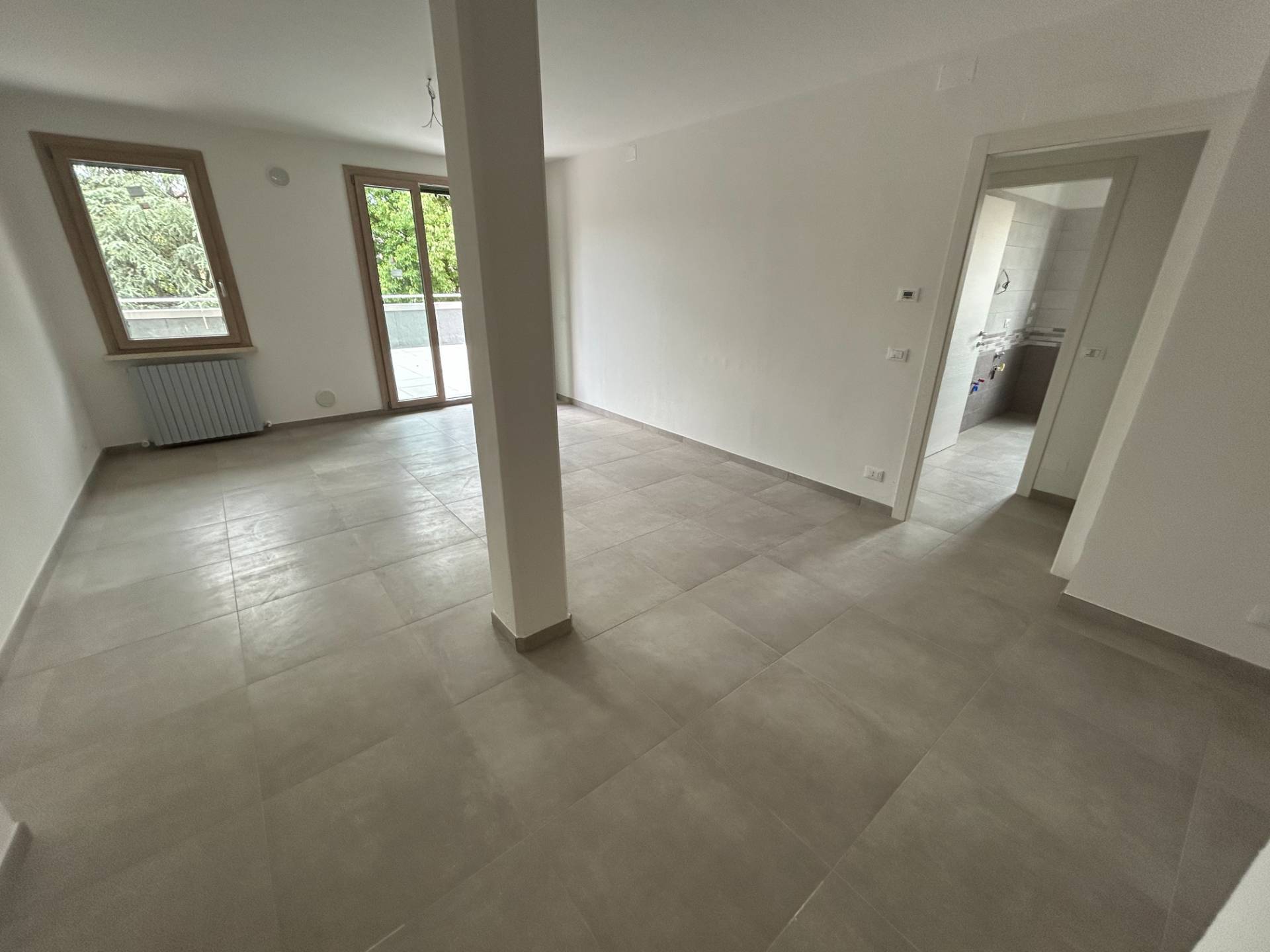 Appartamento al 1� Piano in vendita a Poggio Rusco