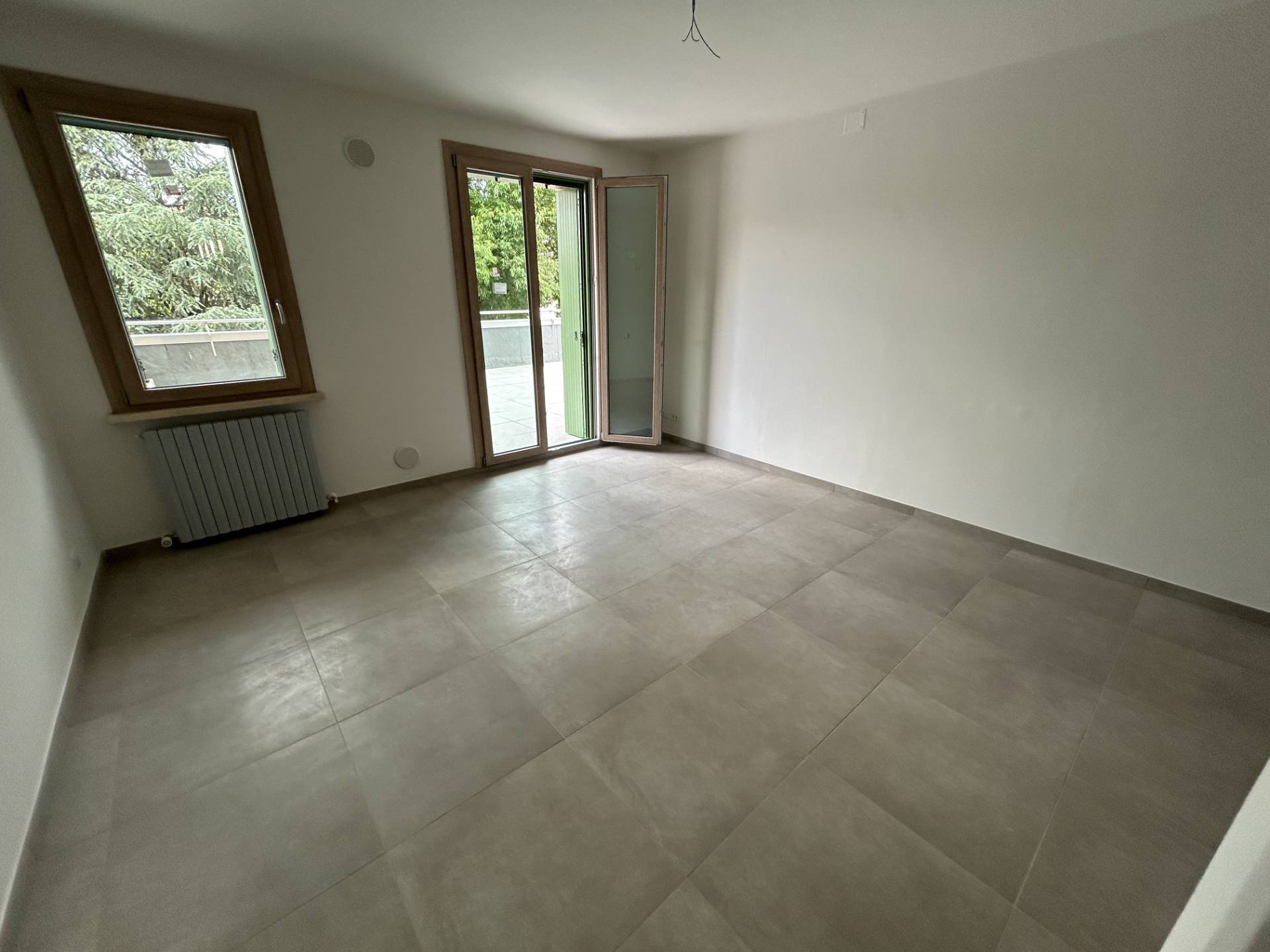 Appartamento al 1� Piano in vendita a Poggio Rusco