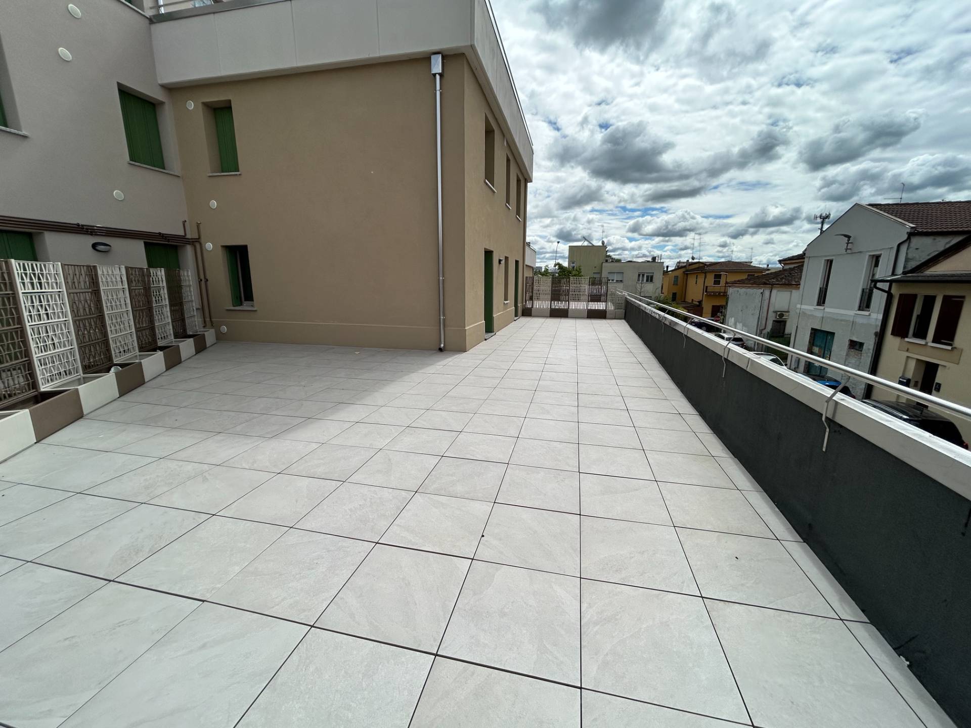 Appartamento al 1� Piano in vendita a Poggio Rusco