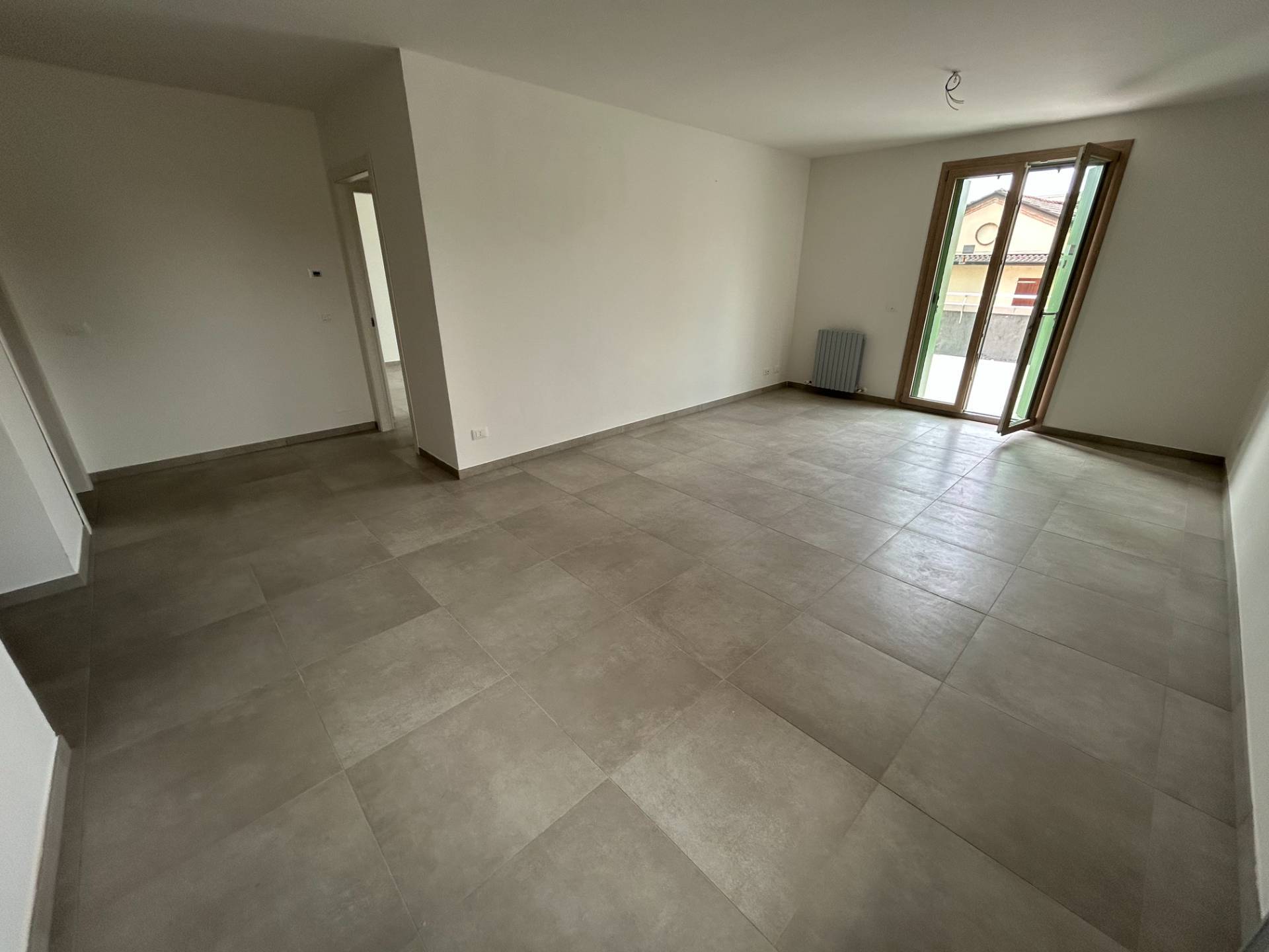 Appartamento al 1� Piano in vendita a Poggio Rusco