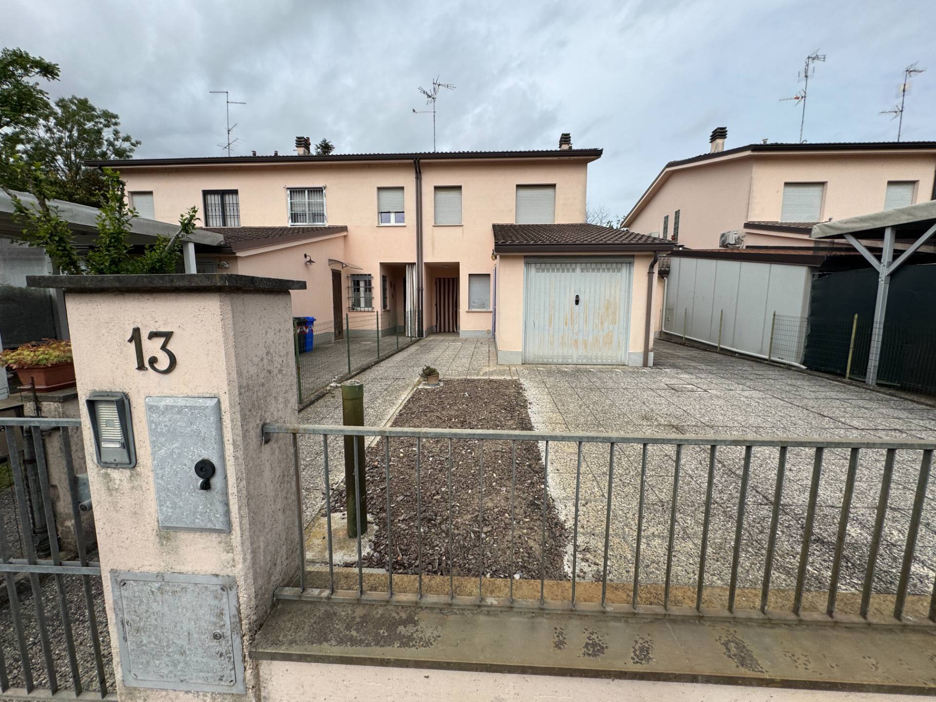 Porzione di Casa con Giardino in vendita a Concordia sulla Secchia