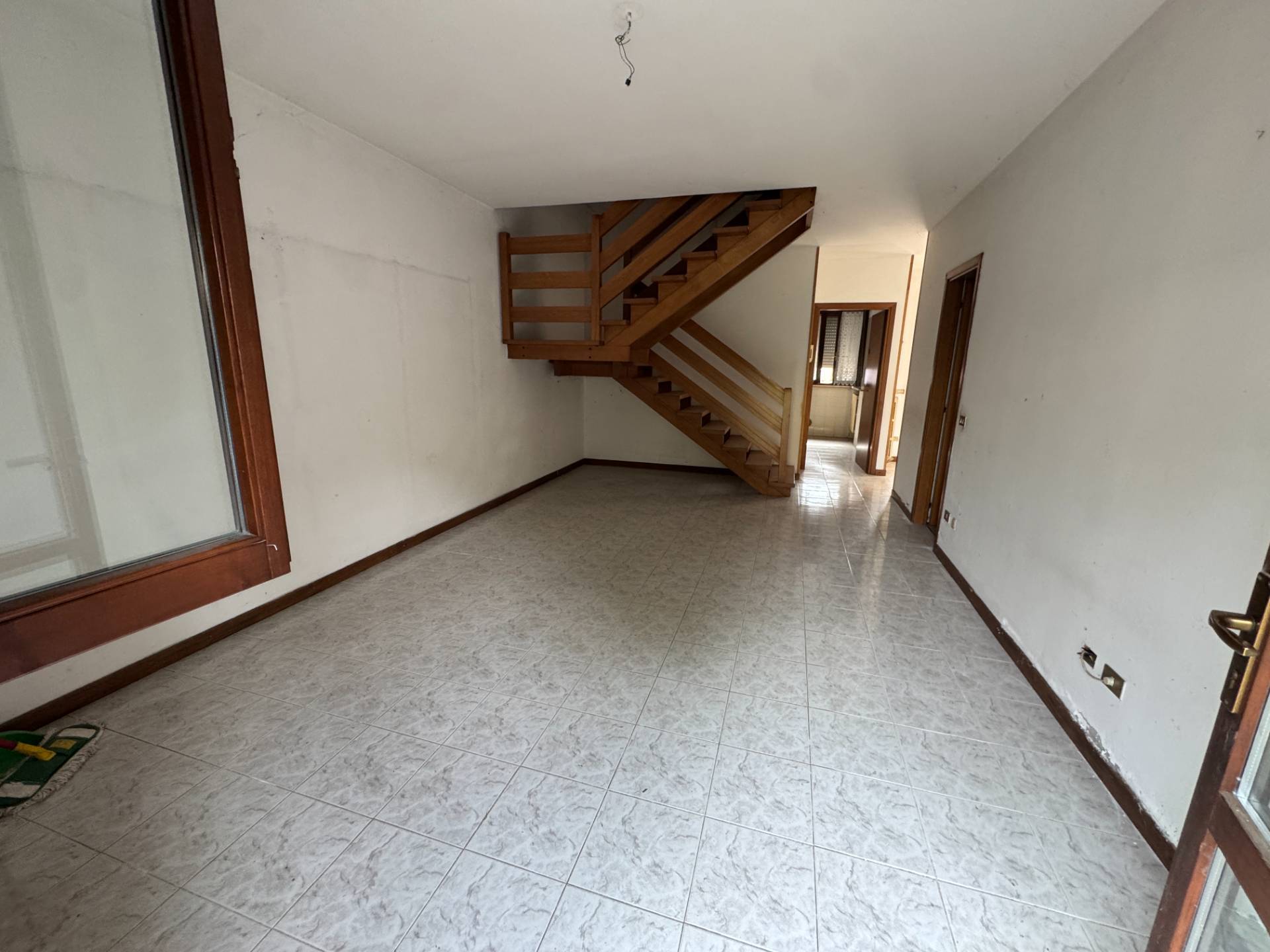 Porzione di Casa con Giardino in vendita a Concordia sulla Secchia