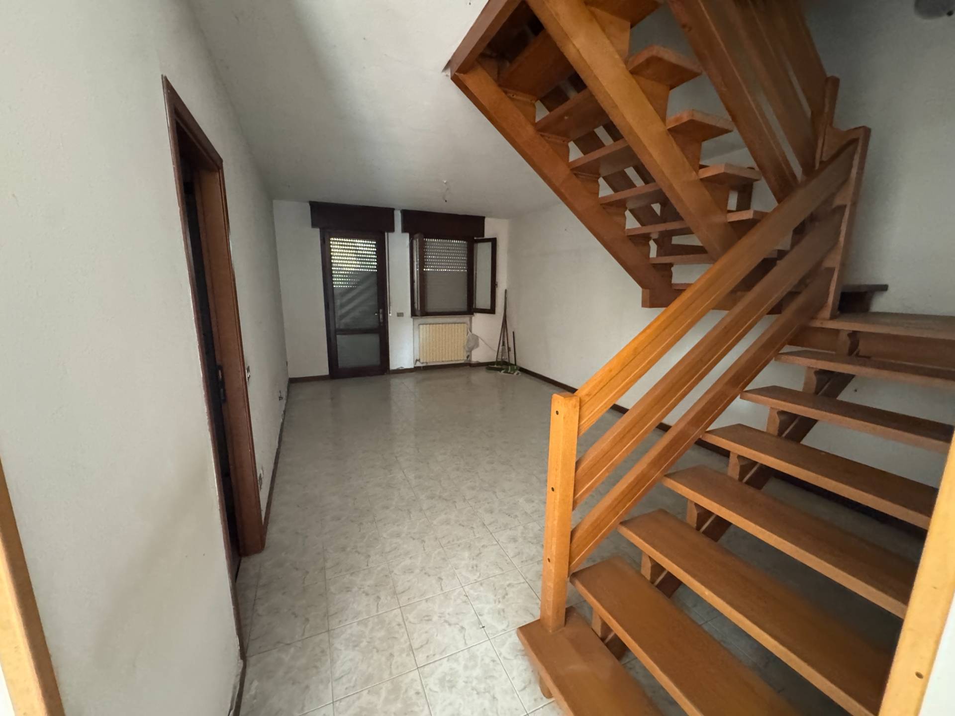 Porzione di Casa con Giardino in vendita a Concordia sulla Secchia