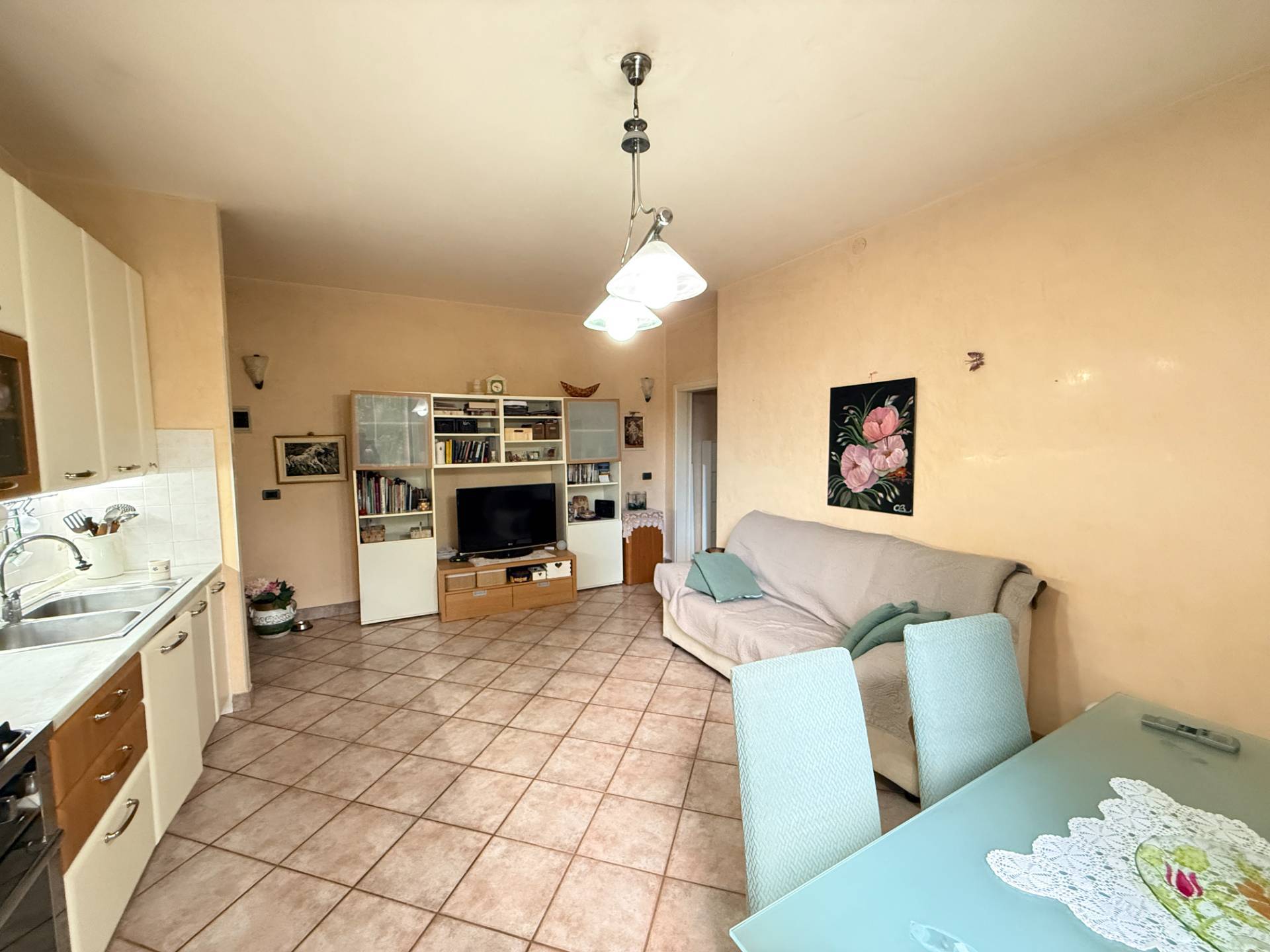Appartamento al 1� Piano in vendita a Poggio Rusco