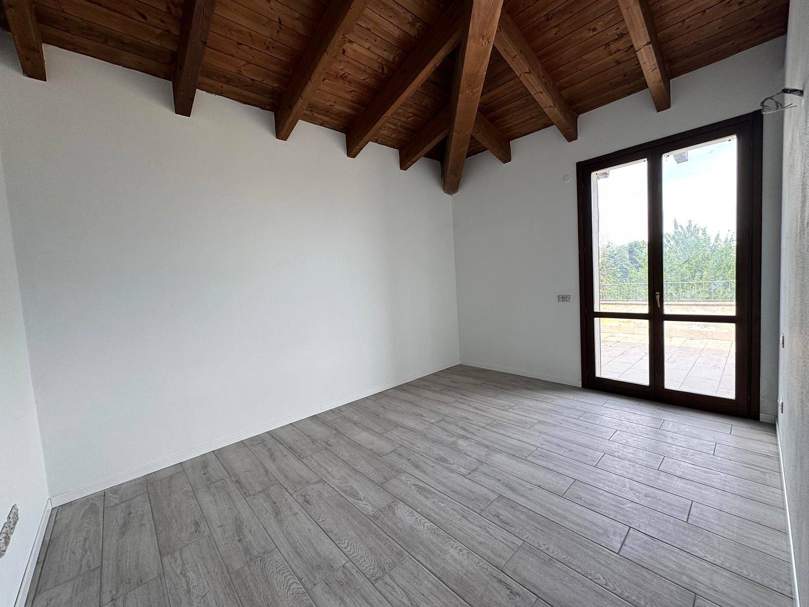 Appartamento al 3� ed Ultimo Piano in vendita a Concordia sulla Secchia, Fossa