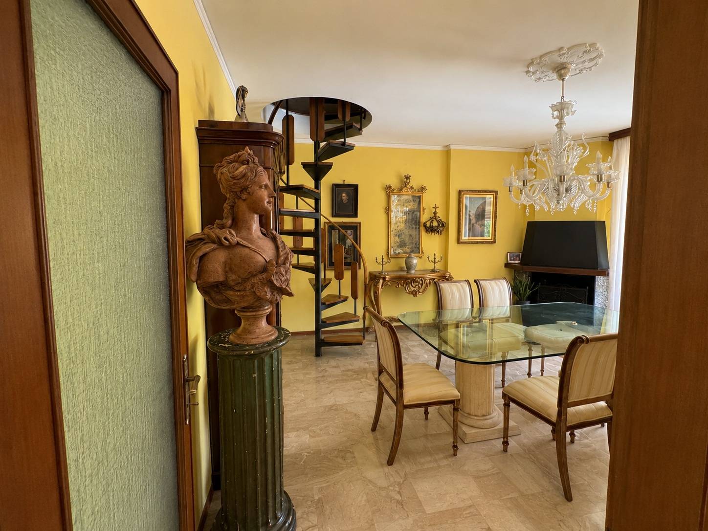 Appartamento al 2� Piano in vendita a Mirandola