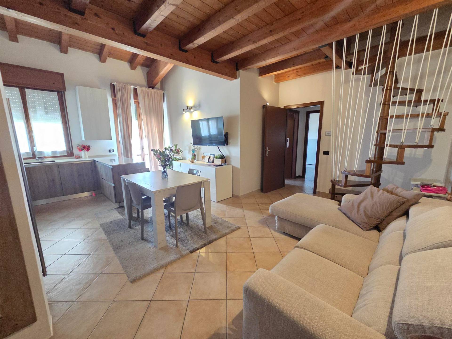 Appartamento al 1� Piano in vendita a San Felice sul Panaro