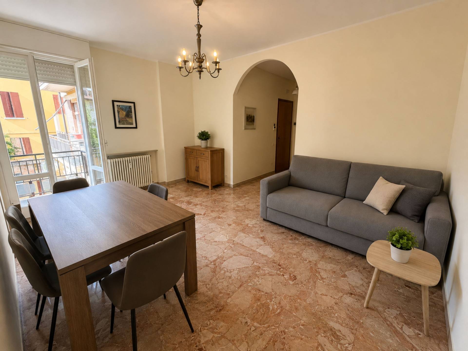 Appartamento al 1� Piano in vendita a Mirandola