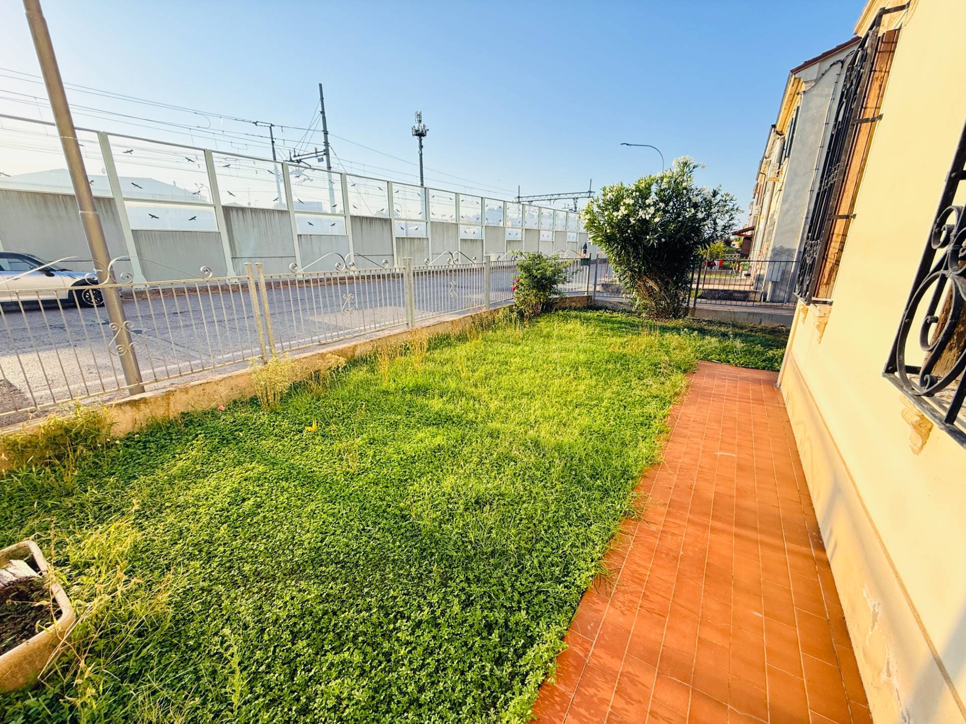 Appartamento con Ingresso Indipendente e Giardino Privato in vendita a Poggio Rusco