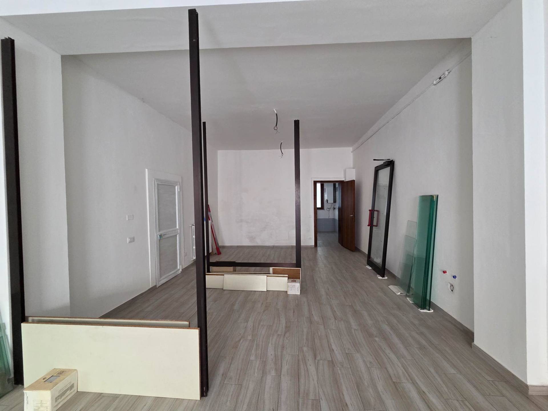 Negozio in vendita a Mirandola