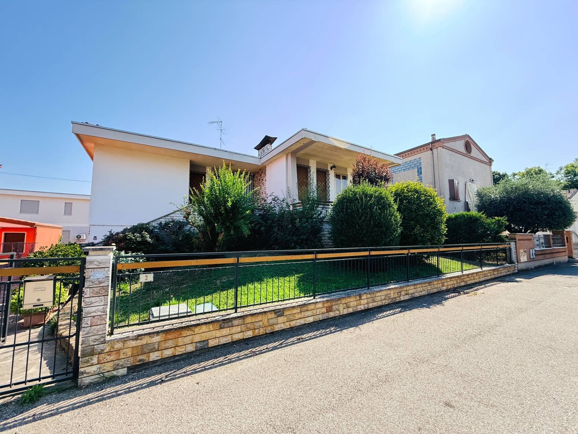 Villa Singola in vendita a Poggio Rusco