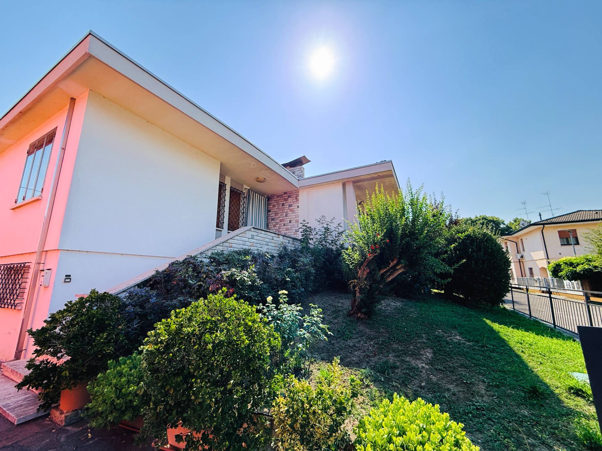 Villa Singola in vendita a Poggio Rusco