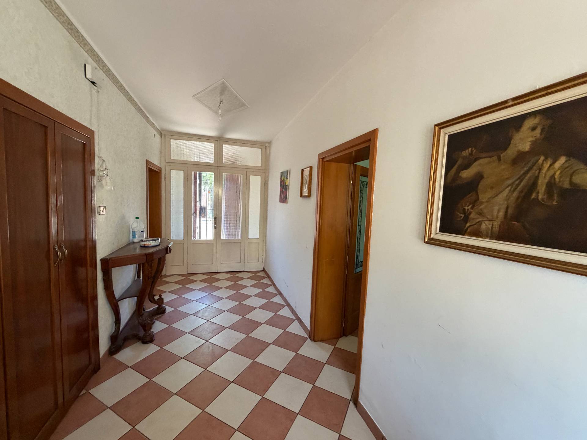 Villa Singola suddivisa in 2 Unit in vendita a Ostiglia