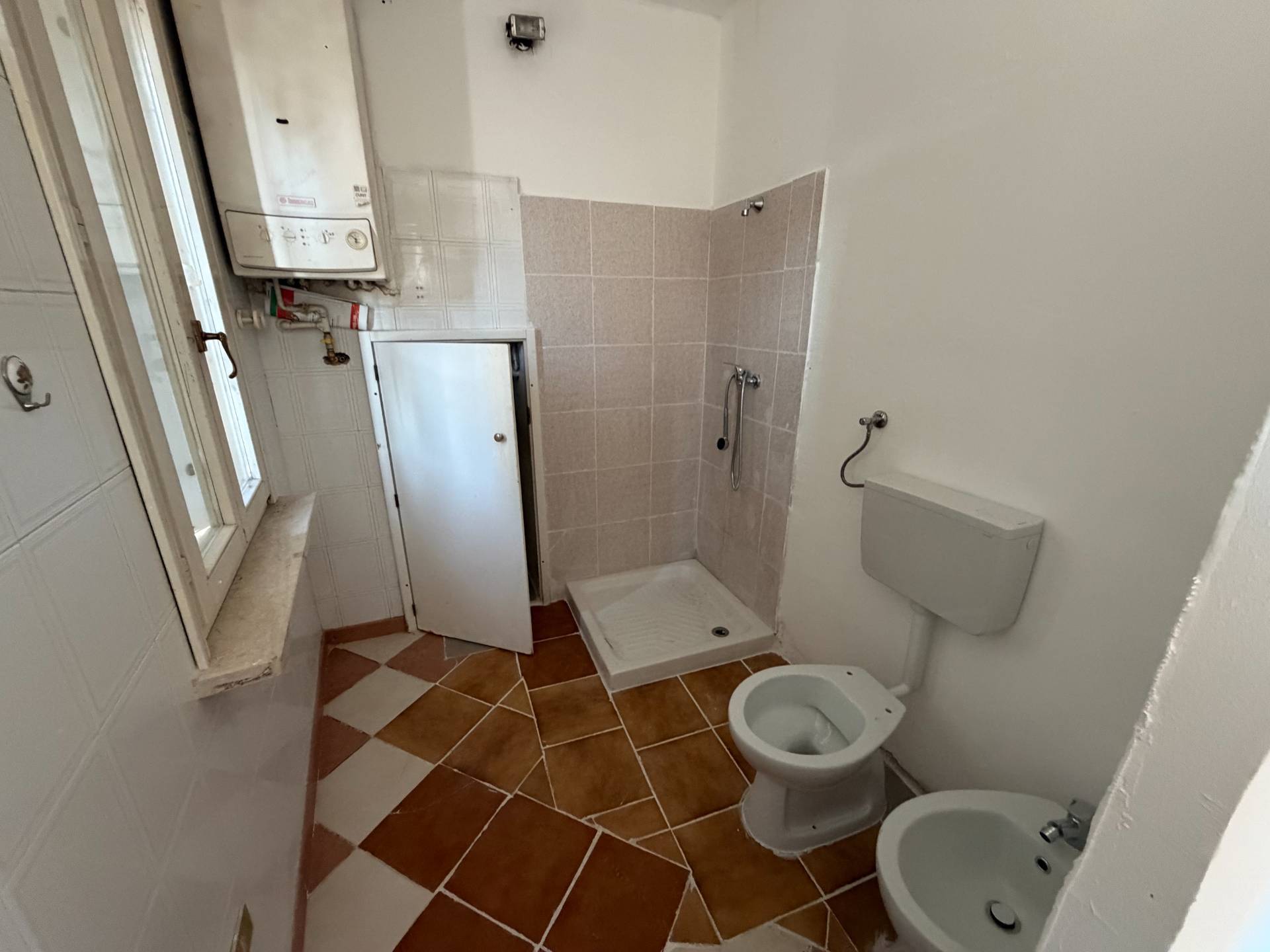 Villa Singola suddivisa in 2 Unit in vendita a Ostiglia