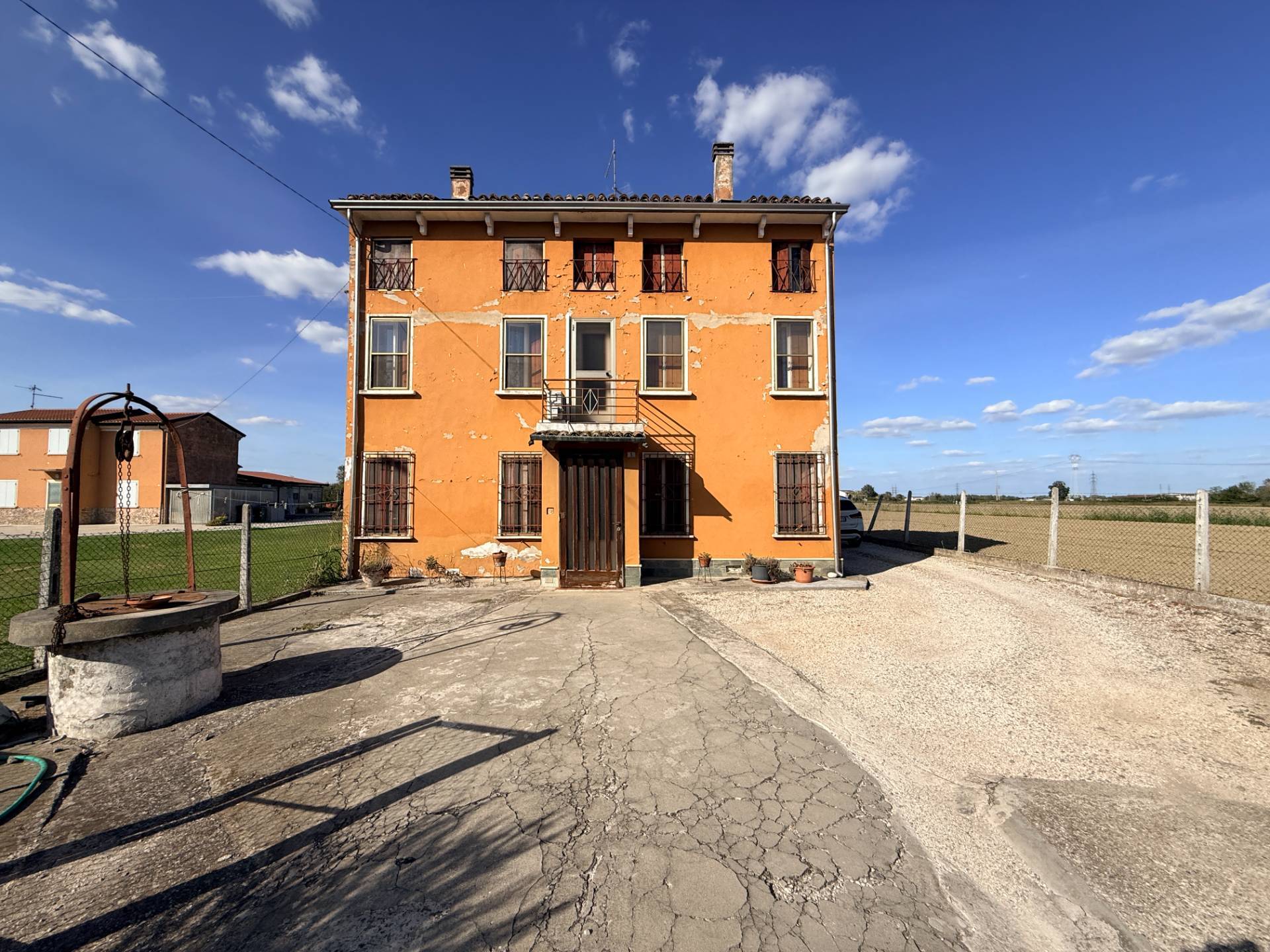 Casa Singola in vendita a Poggio Rusco