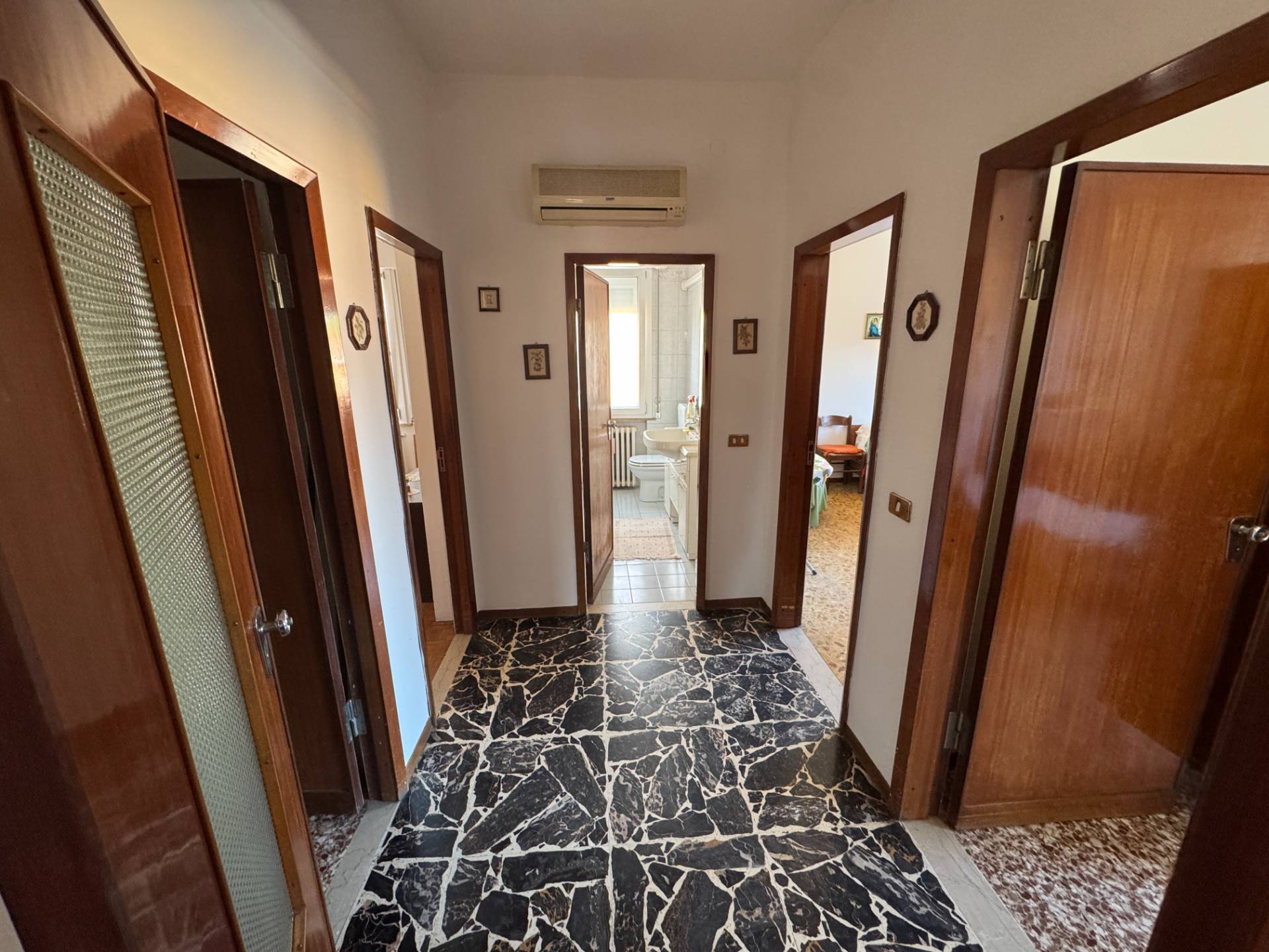 Appartamento al 2� Piano in vendita a Mirandola