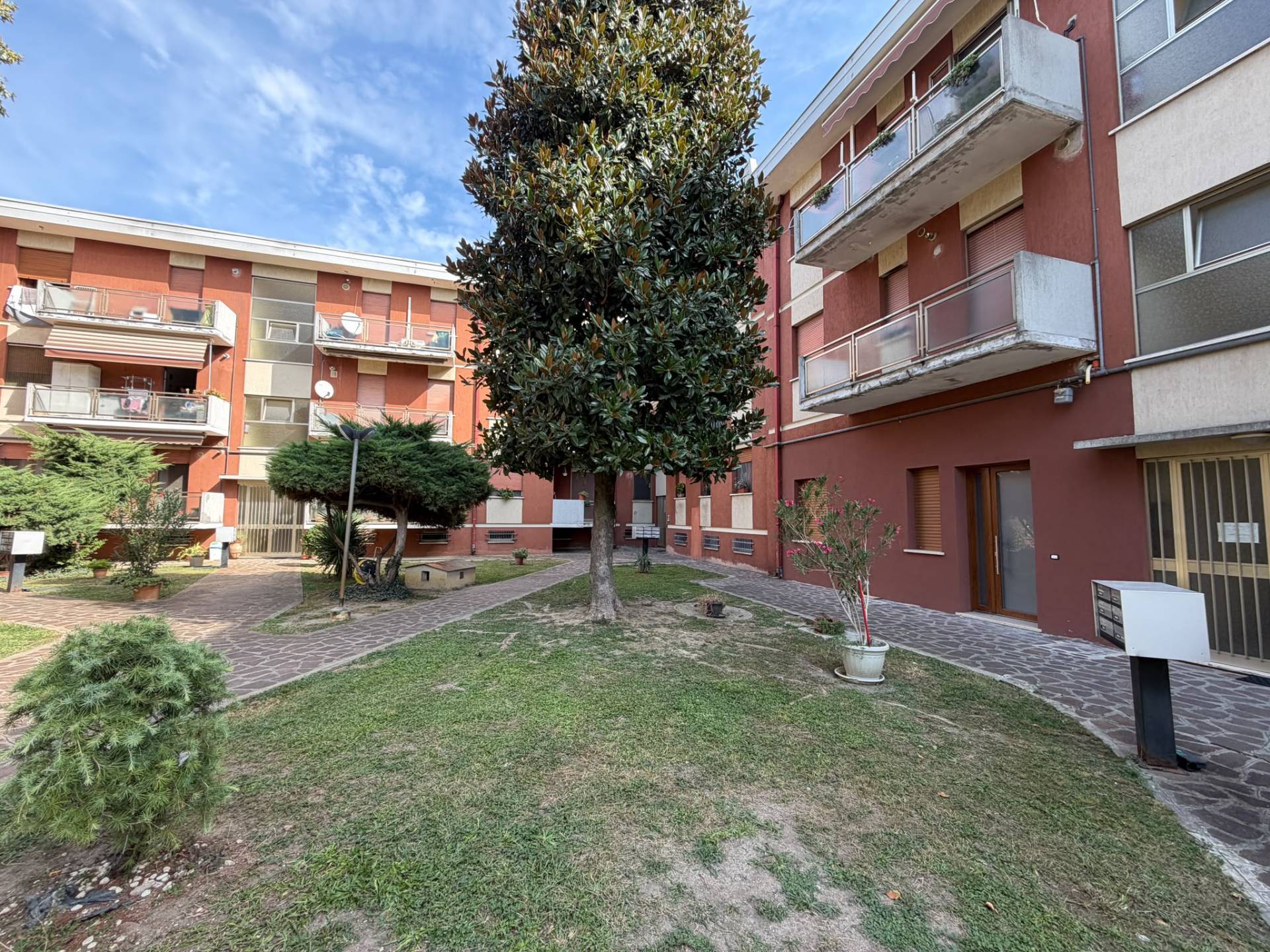Appartamento al 2� Piano in vendita a Poggio Rusco