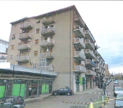 Appartamento da ristrutturare in via panebianco 576, Cosenza