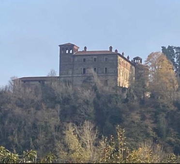 Casa indipendente con giardino in via ammiraglio reynaudi 8, Costigliole Saluzzo