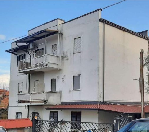 Appartamento da ristrutturare in via persanolento 19, Marano Principato