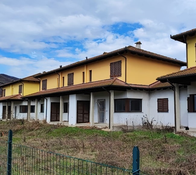 Casa indipendente con box doppio in via alda merini snc, Montechiaro d'Acqui