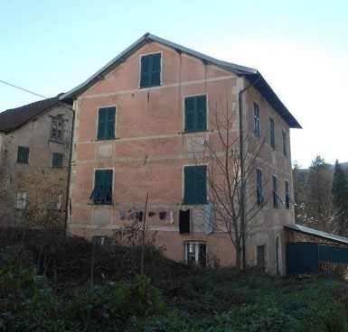 Casa indipendente da ristrutturare in via san zunino 4, Urbe