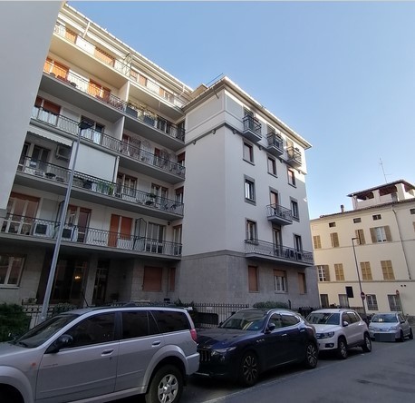 Appartamento con terrazzo in borgo salnitrara 3, Parma