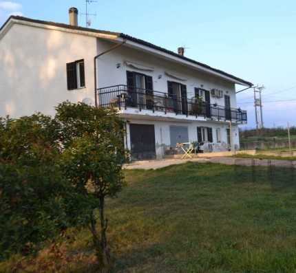 Casa indipendente con giardino in strada valenza 5, Quargnento