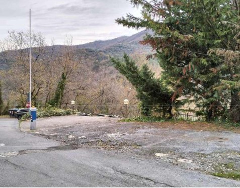 Posto auto scoperto da ristrutturare in frazione borgonuovo snc, Stellanello