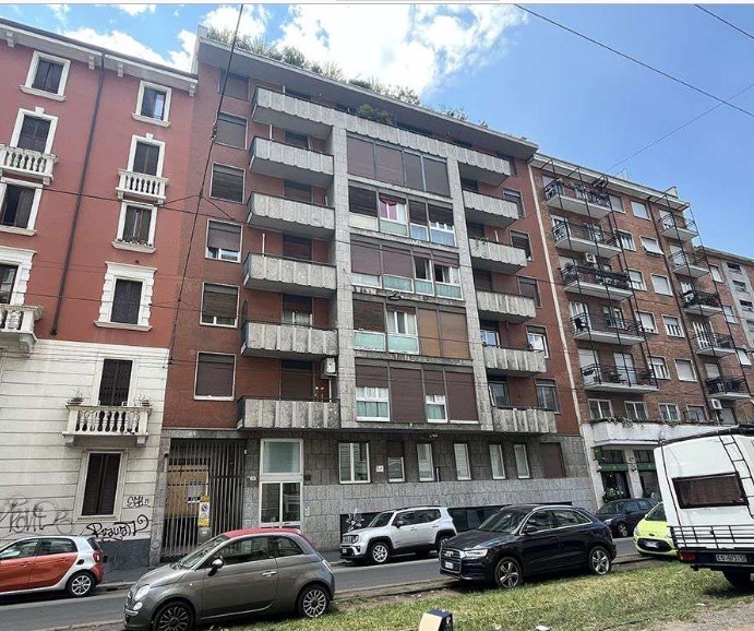 Appartamento da ristrutturare in via degli imbriani 15, Milano