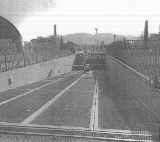 Posto auto coperto da ristrutturare in via luigi neri snc, Sarzana