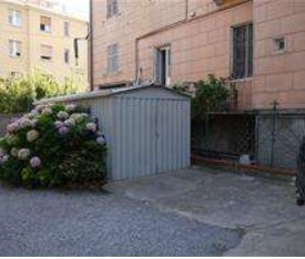 Box/Garage 13mq con box in via san pietro 40, Quiliano