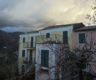 Casa indipendente da ristrutturare in via roma snc, Recco