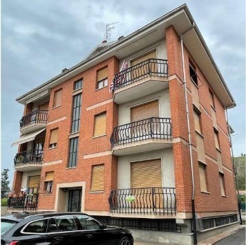 Appartamento da ristrutturare in via torino 38, Dogliani