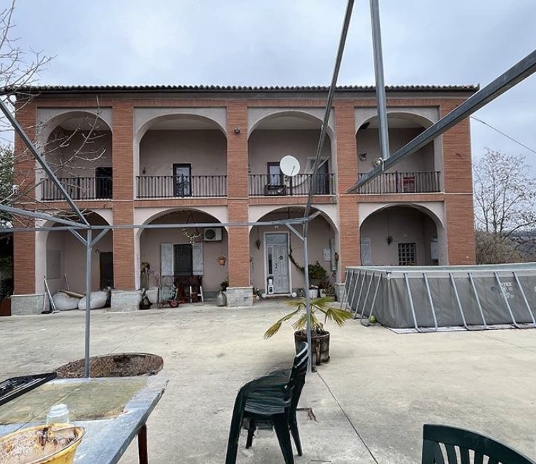 Villa con terrazzo in via vicinato 51, Odalengo Piccolo