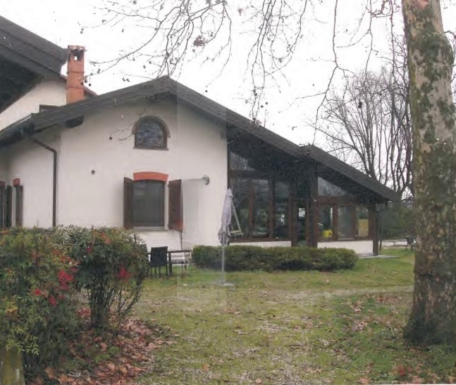 Villa con giardino in strada molina 30, Pecetto di Valenza