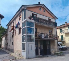 Quadrilocale da ristrutturare in piazza mazzini 14, Calizzano