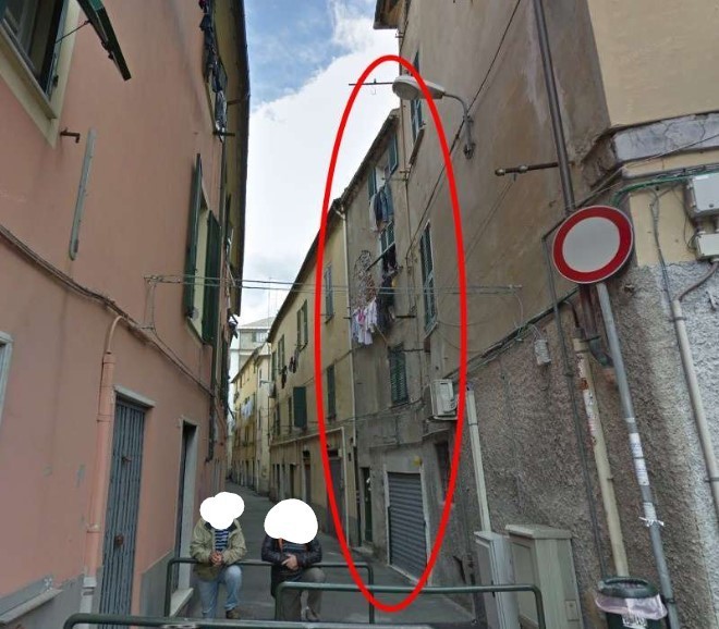 Appartamento da ristrutturare in via della cella 1, Genova