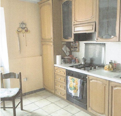 Casa indipendente con terrazzo in via oratorio 3, Caravonica