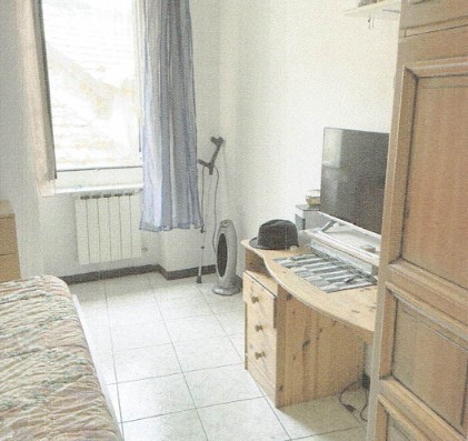 Casa indipendente con terrazzo in via oratorio 3, Caravonica