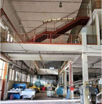 Capannone in vendita in via piave 33, Vado Ligure