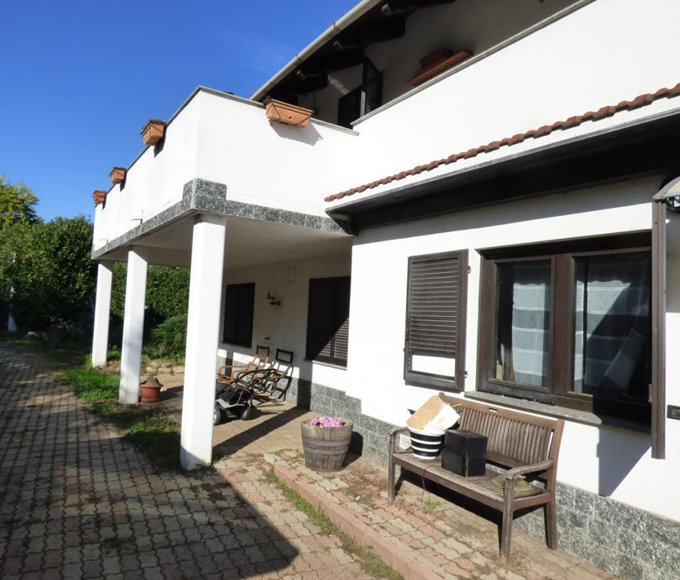 Villa con giardino in via tetti gabriolotti 2, Rivalta di Torino